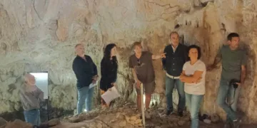 La Cova de l’Or en Beniarrés, el santuario neolítico alicantino declarado BIC, reabre tras las obras de musealización