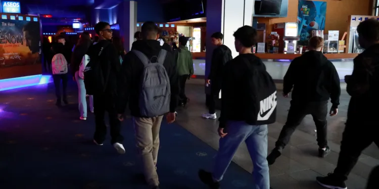 Cullera alza la voz contra la violencia machista con la campaña “Sin silencios cómplices” en el 25N 1 Cullera alza la voz contra la violencia machista con la campaña “Sin silencios cómplices” en el 25N