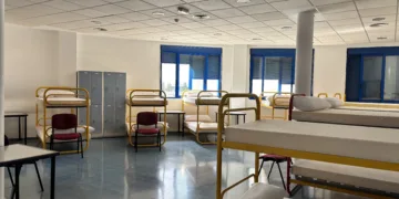 Manises habilita un albergue para los cuerpos de emergencia por la Dana