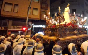 CAUTIVO 2. COSTALEROS SEMANA SANTA VALENCIANA