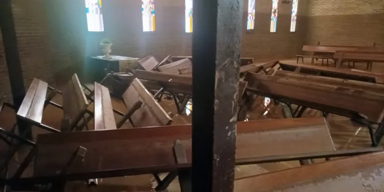 Comunidades religiosas abren sus puertas y brindan ayuda a los afectados 1 Comunidades religiosas abren sus puertas y brindan ayuda a los afectados