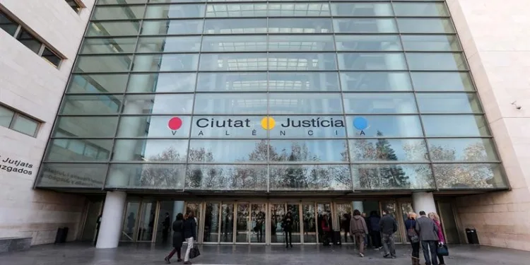 Los concursos de acreedores aumentan un 44,5% en el tercer trimestre de 2024 1 El concejal Santiago Ballester acude a declarar al juzgado por la apertura de mercados municipales en festivos