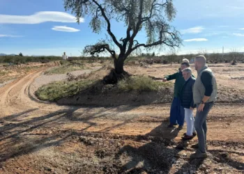Agricultura destina 4,1 millones para reparar caminos rurales de la comarca Utiel-Requena afectados por la riada 1 Agricultura destina 4,1 millones para reparar caminos rurales de la comarca Utiel-Requena afectados por la riada