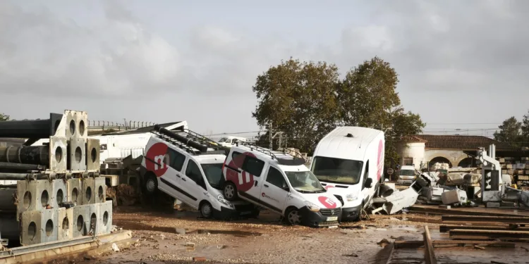 La DANA de 2024 en Valencia: una de las mayores catástrofes naturales en medio siglo 1 La DANA de 2024 en Valencia: una de las mayores catástrofes naturales en medio siglo