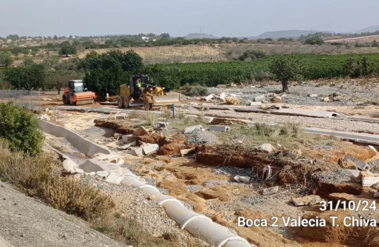 El Ministerio de Transportes abre la Pista de Silla y la V30 y comienza a reparar las vías del AVE