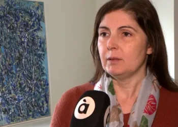 El Ajuntament de Paiporta saca adelante una moción que pide la dimisión de su propia alcaldesa Maribel Albalat 1 El Ajuntament de Paiporta saca adelante una moción que pide la dimisión de su propia alcaldesa Maribel Albalat