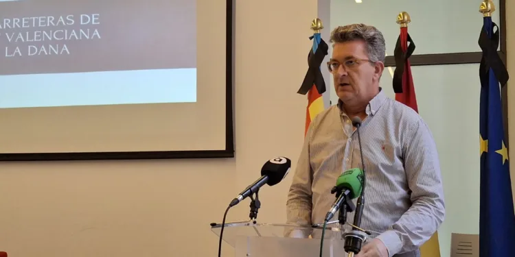 La Generalitat ejecuta 12 obras de emergencia para reconstruir y reforzar 12 puentes, pasarelas y restaurar las carreteras afectadas 1 La Generalitat ejecuta 12 obras de emergencia para reconstruir y reforzar 12 puentes, pasarelas y restaurar las carreteras afectadas por las inundaciones