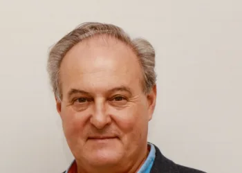 El catedrático de la Universitat de València Pablo Oñate, premio nacional de Sociología y Ciencia Política