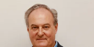 El catedrático de la Universitat de València Pablo Oñate, premio nacional de Sociología y Ciencia Política