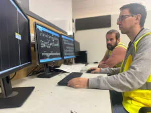 La red de MetroValencia entrará en servicio en un 60% el martes 3 de diciembre 3 FGV iniciará la próxima semana las pruebas de circulación en las líneas de metro una vez instalado el nuevo Puesto de Mando de talleres Machado