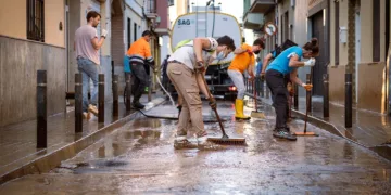 Sagunto continúa prestando ayuda a los municipios afectados por la DANA