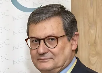 El Dr. Salvador Navarro Soto, nuevo presidente de la Asociación Española de Cirujanos