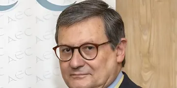 El Dr. Salvador Navarro Soto, nuevo presidente de la Asociación Española de Cirujanos