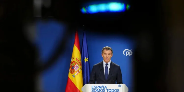 El Partido Popular en Madrid pide que el gobierno asuma el control de la crisis y pide un Plan Valencia de recuperación 1 El Partido Popular en Madrid pide que el gobierno asuma el control de la crisis y pide un Plan Valencia de recuperación