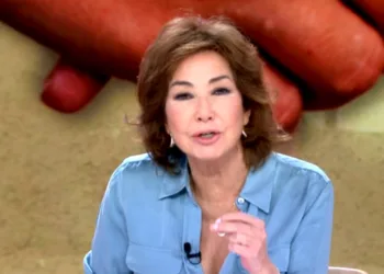 Ana Rosa Exige la Dimisión de Nuria Montes Tras el Desgarrador Testimonio de Toñi en TardeAR