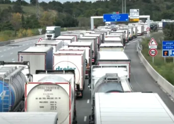 Emergencias extiende las restricciones de movilidad en las carreteras CV-400 y CV-407 este fin de semana