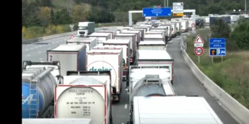 Emergencias extiende las restricciones de movilidad en las carreteras CV-400 y CV-407 este fin de semana