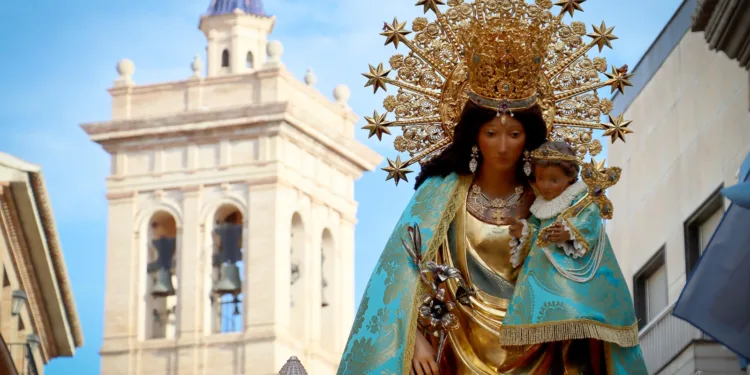 Torrent recibe a la Virgen de los Desamparados cuando se cumple un mes de la Dana 1 Torrent recibe a la Virgen de los Desamparados cuando se cumple un mes de la Dana