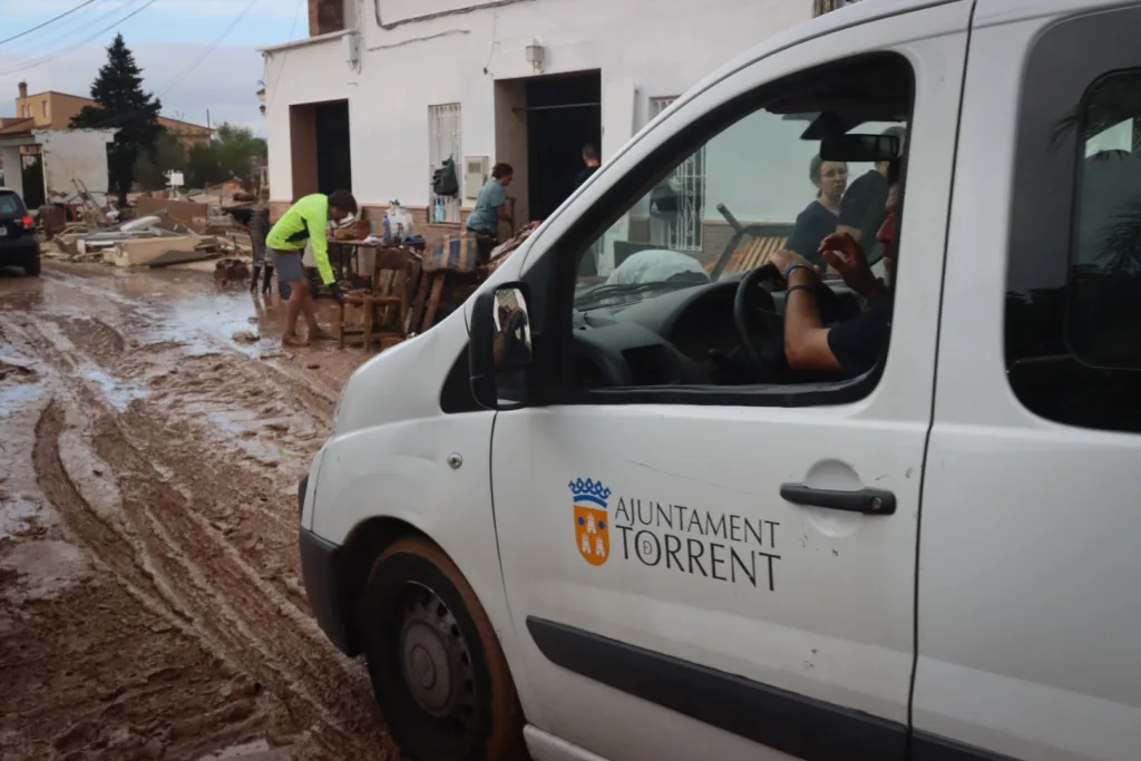 7 días de vergüenza y los políticos siguen a lo suyo. No sabemos ni cifra de muertos ni desaparecidos en la DANA 12 WhatsApp Image 2024 11 01 at 13.54.15