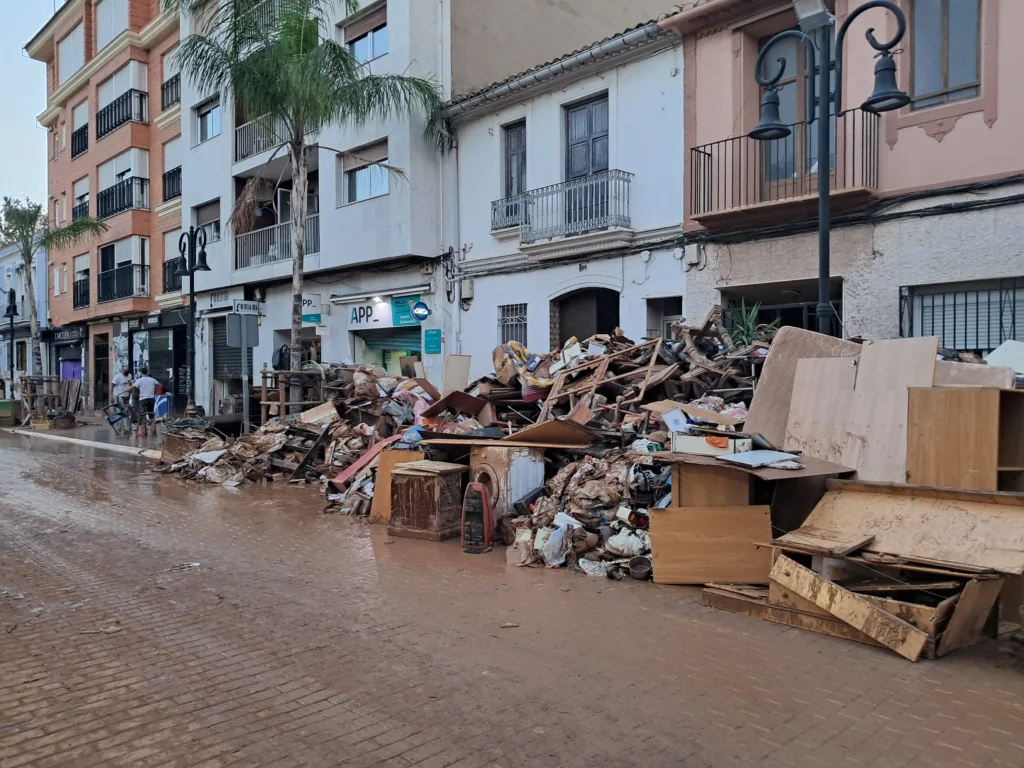 7 días de vergüenza y los políticos siguen a lo suyo. No sabemos ni cifra de muertos ni desaparecidos en la DANA 5 WhatsApp Image 2024 11 02 at 19.10.52