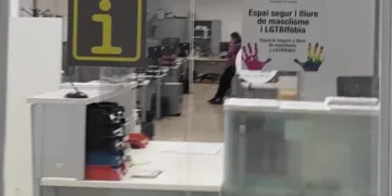 El registro General de Entrada del Ajuntament de Valencia cerrado al público desde el martes