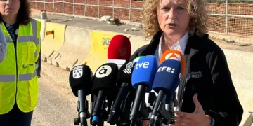 La CV-33 entre Torrent y Valencia reabrirá este martes tras la limpieza y reparación