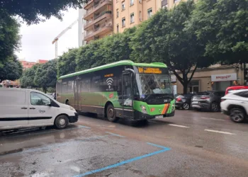 Nuevos horarios y frecuencias de los buses lanzadera Valencia- Torrent para el fin de semana