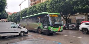 Nuevos horarios y frecuencias de los buses lanzadera Valencia- Torrent para el fin de semana