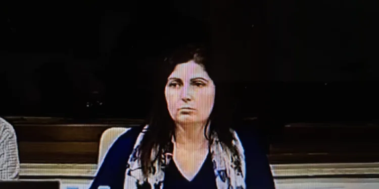 La alcaldesa de Paiporta con los votos de PSPV y Compromís se niega a asumir el último gasto de agua de garajes y bajos