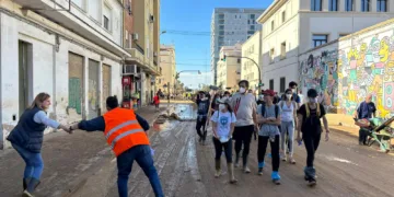 El Ayuntamiento moviliza 2.400 efectivos municipales en las pedanías del sur afectadas por la DANA