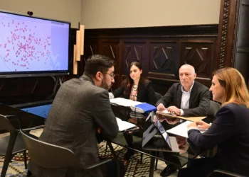 EMT Valencia contrata 50 nuevos conductores y refuerza las líneas por la falta de transporte metropolitano