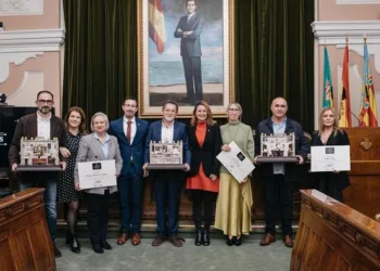 Castellón reconoce a Carnicería Royo, Muscari Floristería Chabrera y Relojería Sanz en la Gala de Comercios Veteranos 2024