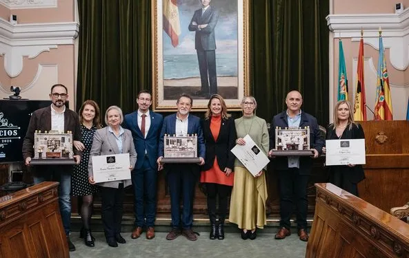 Castellón reconoce a Carnicería Royo, Muscari Floristería Chabrera y Relojería Sanz en la Gala de Comercios Veteranos 2024