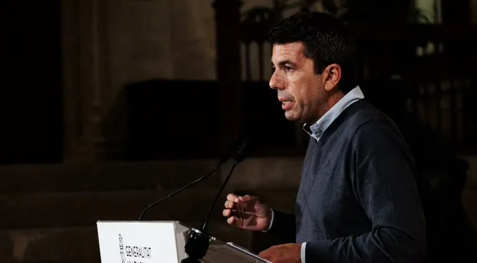 ¿Por qué Mazón pedía refuerzos de 500 en 500 soldados para una población de casi 500.000 afectados por la DANA? 1 ¿Por qué Mazón pedía refuerzos de 500 en 500 soldados para una población de casi 500.000 afectados por la DANA?