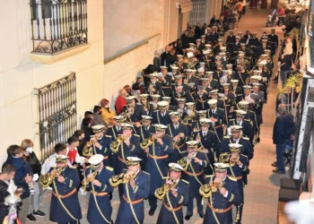 La Hermandad del Cautivo de Oliva dedica la procesión de su X aniversario a los fallecidos por la Dana de Valencia