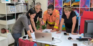 Benetússer abre a la circulación todas las vías urbanas tras limpiar las calles dañadas por la dana