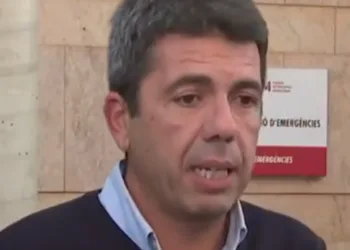 La Fiscalía pide investigar a Mazón por su posible responsabilidad penal en la #DANA 8 La Fiscalía pide investigar a Mazón por su posible responsabilidad penal en la #DANA