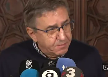 El Conseller de Educación comparece para arrojar luz sobre lo sucedido en Massanassa 2 El Conseller de Educación comparece para arrojar luz sobre lo sucedido en Massanassa