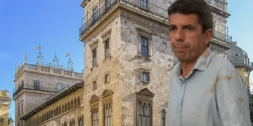El presidente de la Generalitat Valenciana, Carlos Mazón, escondido en el Palau