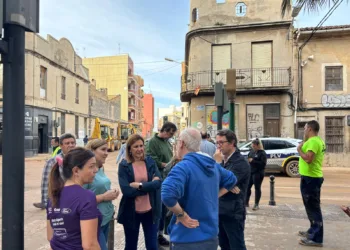 La alcaldesa de Valencia recorre con pedáneos y ediles las 3 pedanías afectadas por DANA