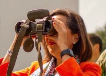 Margarita Robles niega haber reprendido a vecinos de Paiporta y acusa al PP de difundir un vídeo «manipulado»