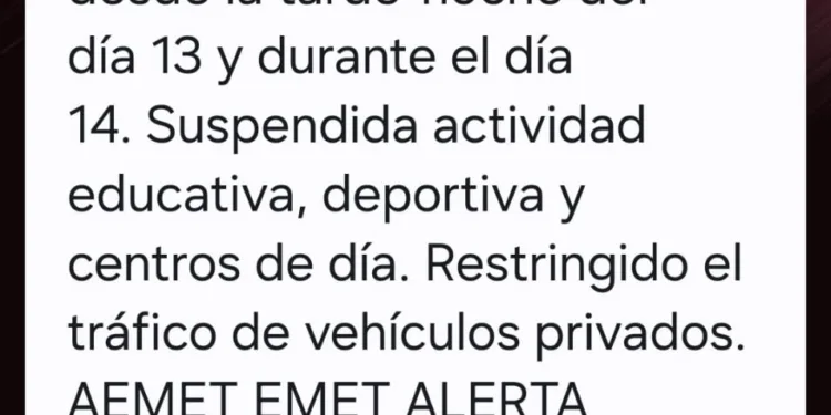 La alerta roja suena en Valencia: fuertes lluvias obligan a suspender actividades y restringir el tráfico 1 La alerta roja suena en Valencia: fuertes lluvias obligan a suspender actividades y restringir el tráfico
