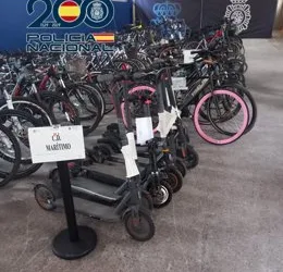 Detenidas 15 personas por el robo de más de 100 bicicletas y patinetes en Valencia