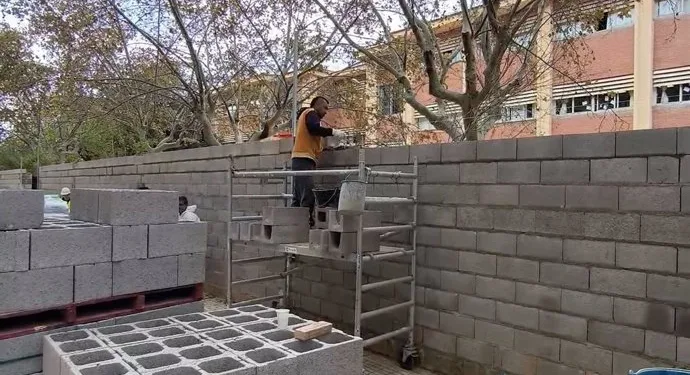 Benetússer toma las riendas y reabre colegios con medidas de seguridad propias 1 Benetússer toma las riendas y reabre colegios con medidas de seguridad propias