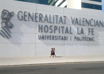El Hospital La Fe incluye a 44 niños y adolescentes con cáncer en la estrategia nacional para la implementación de la medicina personalizada 10 Desalojada el ala de psiquiatría del Hospital La Fe de Valencia por un incendio