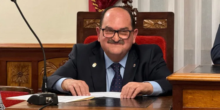 Sueca nombra Hijo Predilecto a Vicente González Ortuño 1 Sueca nombra Hijo Predilecto a Vicente González Ortuño