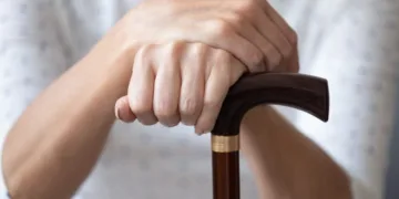 La Generalitat aprueba de forma urgente la prestación económica de 3.175 personas dependientes de la zona afectada por la riada