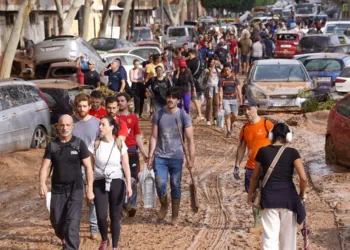 La parroquia de La Torre se ha convertido en el epicentro de la ayuda por la Dana