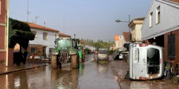 Utiel da combustible gratis a los agricultores y ganaderos que colaboraron en labores por la DANA