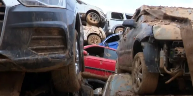 El último escándalo de la #DANA: Cientos de coches desparecidos y sin ayudas 1 El último escándalo de la #DANA: Cientos de coches desparecidos y sin ayudas